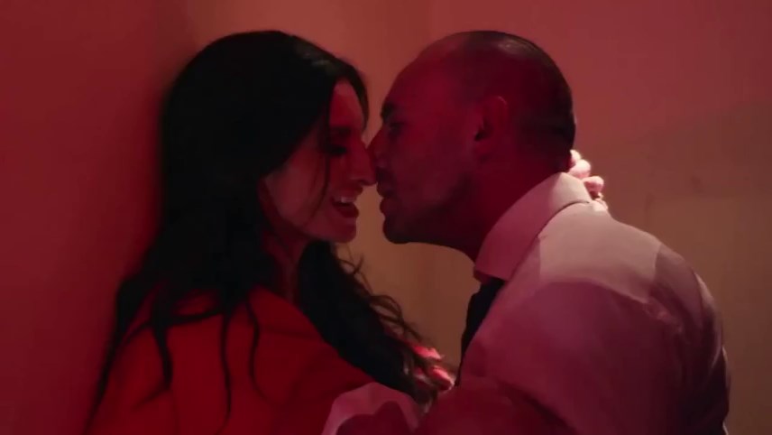 Tuvalet Fantezileri Amatör Ruhlu Erotik Film izle